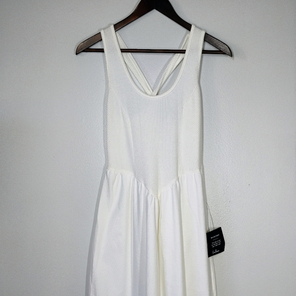 Lulu's Summer Beauty White Ribbed Twist Back Midi Dress Balletcore Size Large - Picture 5 of 12